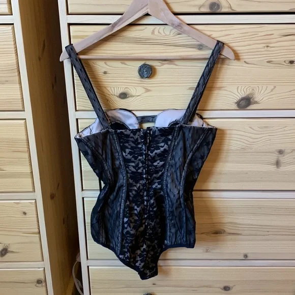 NWT Tripp NYC Cream Black Lace Corset Bodysuit Size Medium - Picture 8 of 11